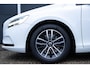 Volvo V40 T2 Polar+ | Zwart Lederen Bekleding | Fullmap Navigatie | Stoelverwarming | Parkeercamera achter | Volvo on Call | Climate Control | Cruise Control |