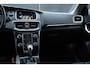 Volvo V40 T2 Polar+ | Zwart Lederen Bekleding | Fullmap Navigatie | Stoelverwarming | Parkeercamera achter | Volvo on Call | Climate Control | Cruise Control |