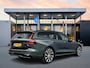 Volvo V60 T8 Ultra Dark Performance | 20" | Bowers & Wilkins | Geventileerd Nappa | Massagestoelen | Getint Glas | Panoramadak | Head-up | 360 Camera | Full LED | Adaptieve Cruise | BLIS