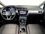 Volkswagen Touran 1.5 150pk TSI Highline 7p Panoramadak | Adaptive cruise control | Navigatiesysteem