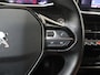 Peugeot 2008 1.2 PureTech 100 Allure | Benzine | Handgeschakeld | Zesversnellingsbak | Donker getint glas achter | Remote services | Regensensor | Cruise control | Automatisch dimmende binnenspiegel | Parkeersensoren |