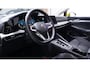 Volkswagen Golf 1.5 eTSI Life Business Stoel-en stuurverwarming Memory Apple Carplay PDC v+a