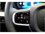 Volvo XC60 2.0 T8 AWD 335kW/456pk Aut8 MJ2026 Plug-in hybrid Ultra Black Edition LUCHTVERING + HARMAN/KARDON + PANORAMADAK + BLIS + STOELMASSAGE + PILOT ASSIST + STOELVERWARMING V&A + ADAPT.CRUISE + STUURVERWARMING + 360 CAMERA + PARKSENSOREN + 21" LM-VELGEN!!