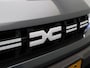 Dacia Duster 1.8 hybrid 155pk Limited Edition | Voorruitverwarming | Stoelverwarming | Stuurwielverwarming | Adaptieve cruise control |