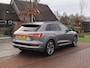 Audi E-tron 55 quattro Business edition Plus 95 kWh | Panoramadak | Apple Carplay | Trekhaak | Parkeersensoren | Adaptieve Cruise Control |