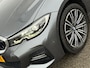 BMW 3-Serie Touring 330e High Executive Sportvelgen | LED | M Sport | Stoelverwarming | Camera | Leer | Adaptive Cruise | Clima !!