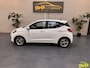 Hyundai i10 1.0 Comfort 5-zits | 15 inch all season alu velgen | Navi via carplay | Camera | Stuur en stoelverwarming