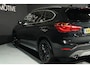 BMW X1 XDrive20i / PANO / HUD / NAP / CAMERA / DEALER SERVICE / STOELVERW
