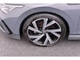 Volkswagen Golf 1.5 TSI R-Line Pano-dak R-Kuipstoelen Dodehoek 18'LMV