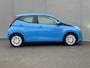 Toyota Aygo 1.0 VVT-i x-play / Airco / Apple Carplay & Android Auto / Achteruitrijcamera / Elektrische Ramen Voor /
