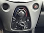 Toyota Aygo 1.0 VVT-i x-play / Airco / Apple Carplay & Android Auto / Achteruitrijcamera / Elektrische Ramen Voor /