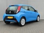 Toyota Aygo 1.0 VVT-i x-play / Airco / Apple Carplay & Android Auto / Achteruitrijcamera / Elektrische Ramen Voor /