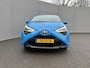 Toyota Aygo 1.0 VVT-i x-play / Airco / Apple Carplay & Android Auto / Achteruitrijcamera / Elektrische Ramen Voor /