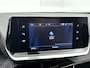 Peugeot 2008 1.2 Allure Pack 100pk | Trekhaak | Navigatie | Climate Control | Cruise Control | Camera | 17"LMV | LED | Apple Carplay/Android Auto |