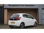 Peugeot 108 1.0 68pk e-VTi Allure 5Drs Keyless 16inch LM Groot scherm Clima Achteruitrijcamera *NL auto* 69645km!