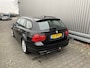 BMW 3-Serie Touring 318i Corporate Lease Luxury Line Leer, Clima, CC, Navi, iDrive, PDC, LM, Trekh, nw. APK – Inruil Mogelijk –