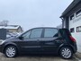 Renault Scenic 1.6-16V Business Line met nieuwe APK!