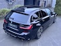 BMW 3-Serie Touring 330e High Executive M Sport Pano HUD Leder Sfeerverlichting