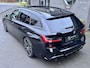 BMW 3-Serie Touring 330e High Executive M Sport Pano HUD Leder Sfeerverlichting