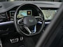Volkswagen Touareg 3.0 TSi 4MOTION R · Panoramadak · Luchtvering · Adaptive Cruise Control · Memory Seats · Camera · Keyless entree · Blis · Ambiance interieur ·