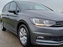 Volkswagen Touran Highline / 7 Persoons / Trekhaak/ Camera / Carplay