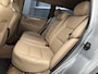 Volvo V70 2.4 D5 AWD Momentum Automaat | Leder | Xenon | Trekhaak | Climate | Cruise | Navigatie