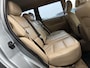 Volvo V70 2.4 D5 AWD Momentum Automaat | Leder | Xenon | Trekhaak | Climate | Cruise | Navigatie