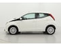 Toyota Aygo 1.0 VVT-i x-play | Origineel NL | Apple Carplay / Android Auto | Airco | Camera | Bluetooth | Elektrische ramen voor
