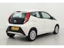 Toyota Aygo 1.0 VVT-i x-play | Origineel NL | Apple Carplay / Android Auto | Airco | Camera | Bluetooth | Elektrische ramen voor