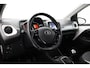 Toyota Aygo 1.0 VVT-i x-play | Origineel NL | Apple Carplay / Android Auto | Airco | Camera | Bluetooth | Elektrische ramen voor