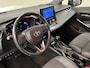 Toyota Corolla Touring Sports 1.8 Hybrid 122 PK Active Premium Camera / Apple Car Play / Head Up / verwarmde voorstoelen