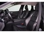 Volvo XC60 T5 Momentum - Intellisafe surround - Verwarmbare voorstoelen - Parkeersensoren voor en achter - camera achter - Cruise Control - Climate Control - Apple® CarPlay - Android Auto - Licht- & regensensor - 18' LMV - City Safety