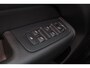 Volvo XC60 T5 Momentum - Intellisafe surround - Verwarmbare voorstoelen - Parkeersensoren voor en achter - camera achter - Cruise Control - Climate Control - Apple® CarPlay - Android Auto - Licht- & regensensor - 18' LMV - City Safety