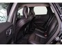 Volvo XC60 T5 Momentum - Intellisafe surround - Verwarmbare voorstoelen - Parkeersensoren voor en achter - camera achter - Cruise Control - Climate Control - Apple® CarPlay - Android Auto - Licht- & regensensor - 18' LMV - City Safety