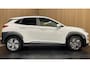 Hyundai Kona Electric EV Premium 64 kWh|GROTE ACCU|100%SOH|FACELIFT|3-FASE|TREKH|DAK|HUD|LEDER|ACC|STUURVERW|STOELVERW+VENT|CAMERA|CARPLAY|