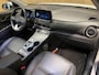Hyundai Kona Electric EV Premium 64 kWh|GROTE ACCU|100%SOH|FACELIFT|3-FASE|TREKH|DAK|HUD|LEDER|ACC|STUURVERW|STOELVERW+VENT|CAMERA|CARPLAY|