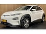Hyundai Kona Electric EV Premium 64 kWh|GROTE ACCU|100%SOH|FACELIFT|3-FASE|TREKH|DAK|HUD|LEDER|ACC|STUURVERW|STOELVERW+VENT|CAMERA|CARPLAY|