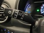 Hyundai Kona Electric EV Premium 64 kWh|GROTE ACCU|100%SOH|FACELIFT|3-FASE|TREKH|DAK|HUD|LEDER|ACC|STUURVERW|STOELVERW+VENT|CAMERA|CARPLAY|