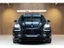 Porsche Cayenne 3.0/462 pk E-Hybrid Platinum Edition Blackstyle|2023|Luchtvering|Sport Chrono|Trekhaak|Achterasbesturing|PDC+Assist+360Camera|Panoramadak|22"LMV Black|BOSE