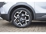 Opel Mokka-e 50kWh Ultimate 3 Fase 96%SOH! | 1e. Eig | Alcantara | Adaptive Cruise | Stuur/Stoelverwarming | Dodehoek-Detectie | Achteruitrijcamera | Keyless-Entry | !!