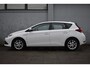 Toyota Auris 1.8 Hybrid Aspiration Automaat 100pk | Dealer onderhouden | Achteruitrijcamera | Cruise control |