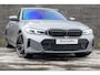 BMW 3-Serie 318i M Sport Grey & Black