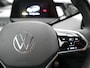 Volkswagen ID.3 First Plus 58 kWh incl afneembare trekhaak | Afneembare trekhaak | Apple Carplay | Navigatie | Achteruitrij camera | Parkeersensoren voor en achter | Wifi | Spraalbediening | Voorstoelen verwarmd |