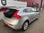 Volvo V40 1.6 T3 Momentum // 81 DKM NAP // Navi // Clima // PDC // Trekhaak