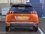 Peugeot e-2008 EV GT 50 kWh | Adaptive Cruise Control | Stoelverwarming | Panoramadak | Climate Control | Parkeercamera/-sensoren | Apple Carplay/Android Auto | Sfeerverlichting | Full LED | Keyless Entry/Start | Navigatie |