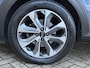 Kia Stonic 1.0 T-GDi 120pk DynamicLine | All Season Banden | Navigatie | Parkeer Sensoren | Achteruitrij Camera | Apple Carplay & Android Auto