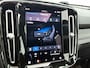 Volvo XC40 Recharge P8 AWD R-Design (PANORAMADAK, STOELVERWARMING, ELEKT. WEGKLAPBARE TREKHAAK, STUURVERWARMING, CAMERA)