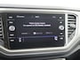 Volkswagen T-Roc 1.0 TSI Style Business | Parkeersensoren | Adaptieve cruise control | CarPlay | Navigatie | Airco | Elektrisch inklapbare buitenspiegels |