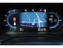 Volvo XC60 T6 Plug-in hybrid AWD Plus Dark | Verwarmde Voorstoelen, Stuurwiel en Achterbank | Panoramisch Schuif-/Kanteldak | Semi- Elektrische Trekhaak | 360-Camera | Adaptieve Cruise Control | Draadloze Telefoonlader