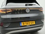 Volkswagen ID.4 Pro 77 kWh incl autom. wegklapbare trekhaak | Glazen panorama dak | Apple Carplay | Navigatie | Autom. wegklapbare trekhaak | Parkeersensoren voor en achter | Achteruitrij camera | Electr.bedienbare voorstoelen | Wifi | Warmtewerende v